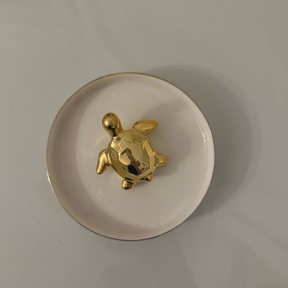 Gold Turtle Jewelry Plate - Picture 2 of 2